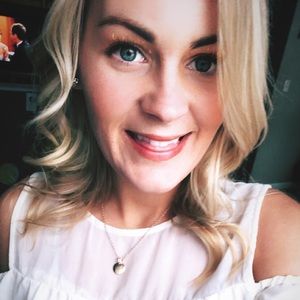 Meet your Posher, Lindsey